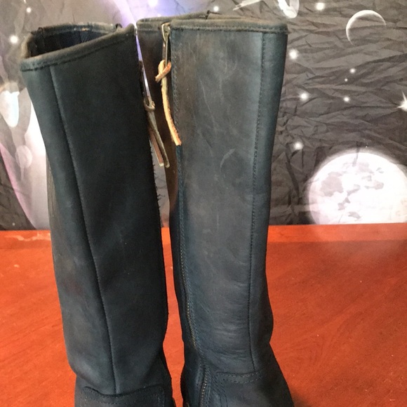 Timberland black leather boots size 7M - Picture 3 of 16